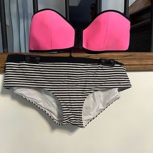 2 piece pink and black and white lines bikini suit